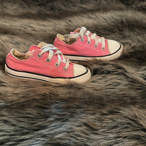 Converse all star girls size 8 low top bubble gum pink converse - Picture 3 of 4